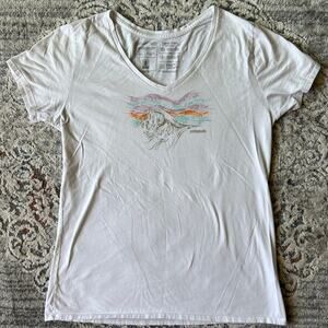Patagonia "Raindrop Peak" V-Neck Organic Cotton T-Shirt White Medium